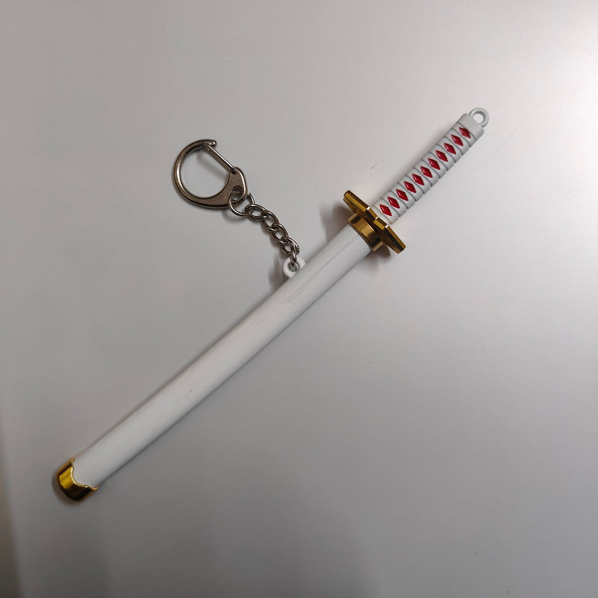 Roronoa Zoro Mini Katana Sword Keychain – Iconic White Blade | One Piece