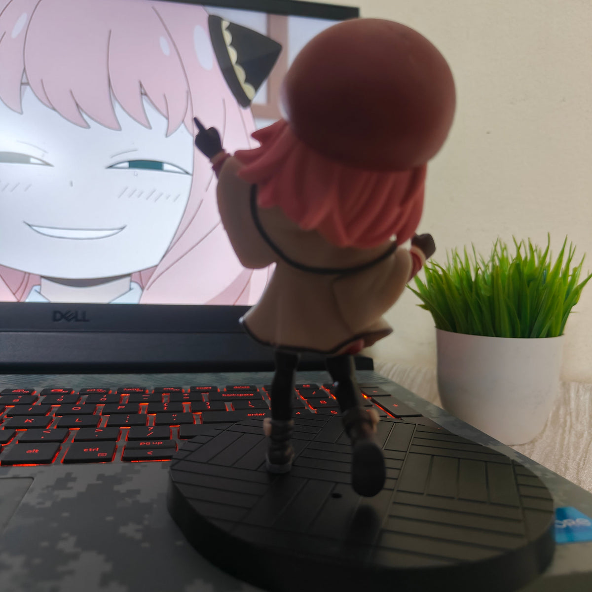 Anya Forger Autumn Adventure Figure – Spy × Family