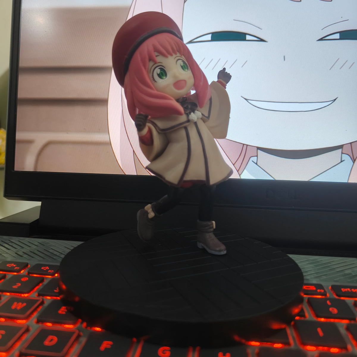 Anya Forger Autumn Adventure Figure – Spy × Family