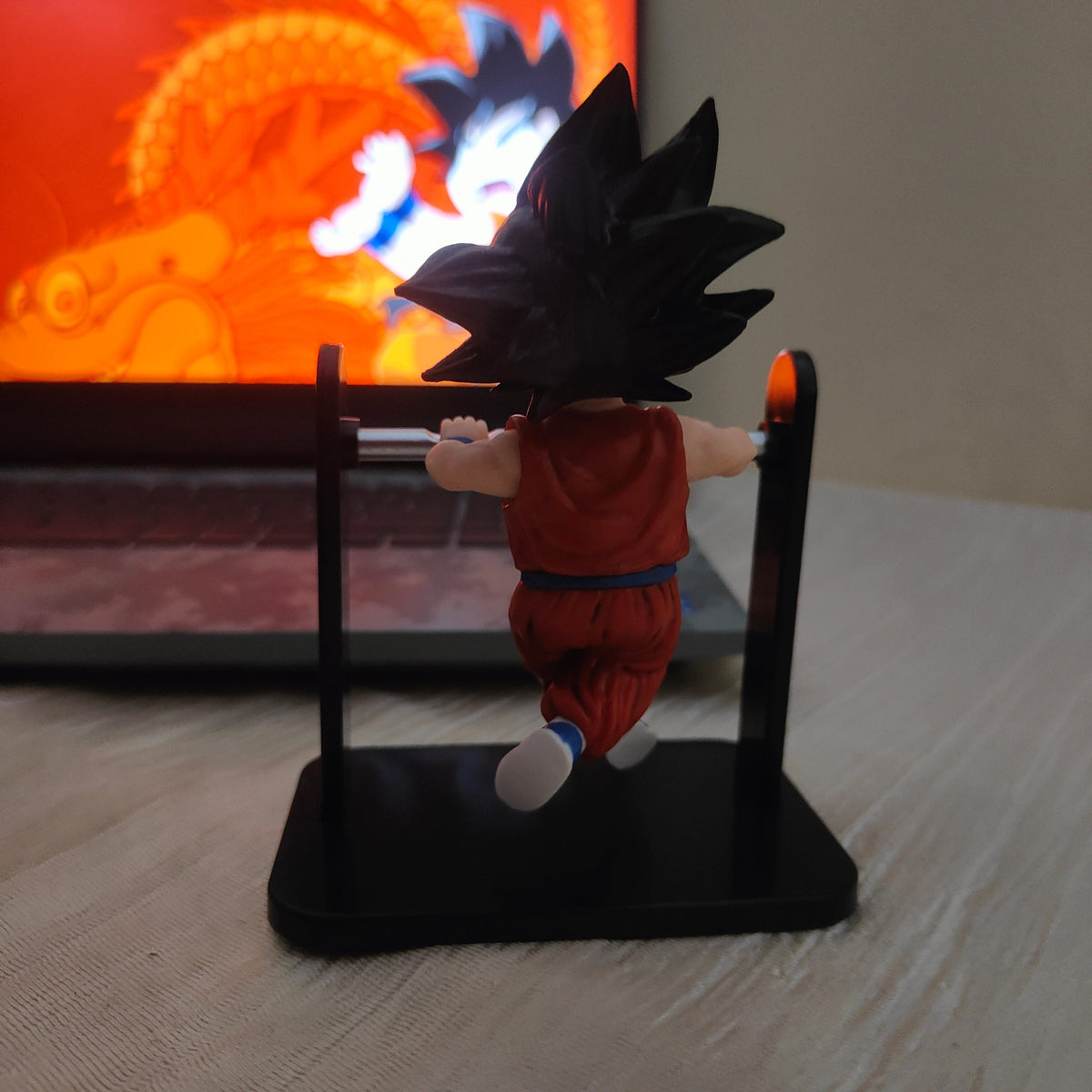 Goku Training Figure: Pull-Up Strength – Dragon Ball Z