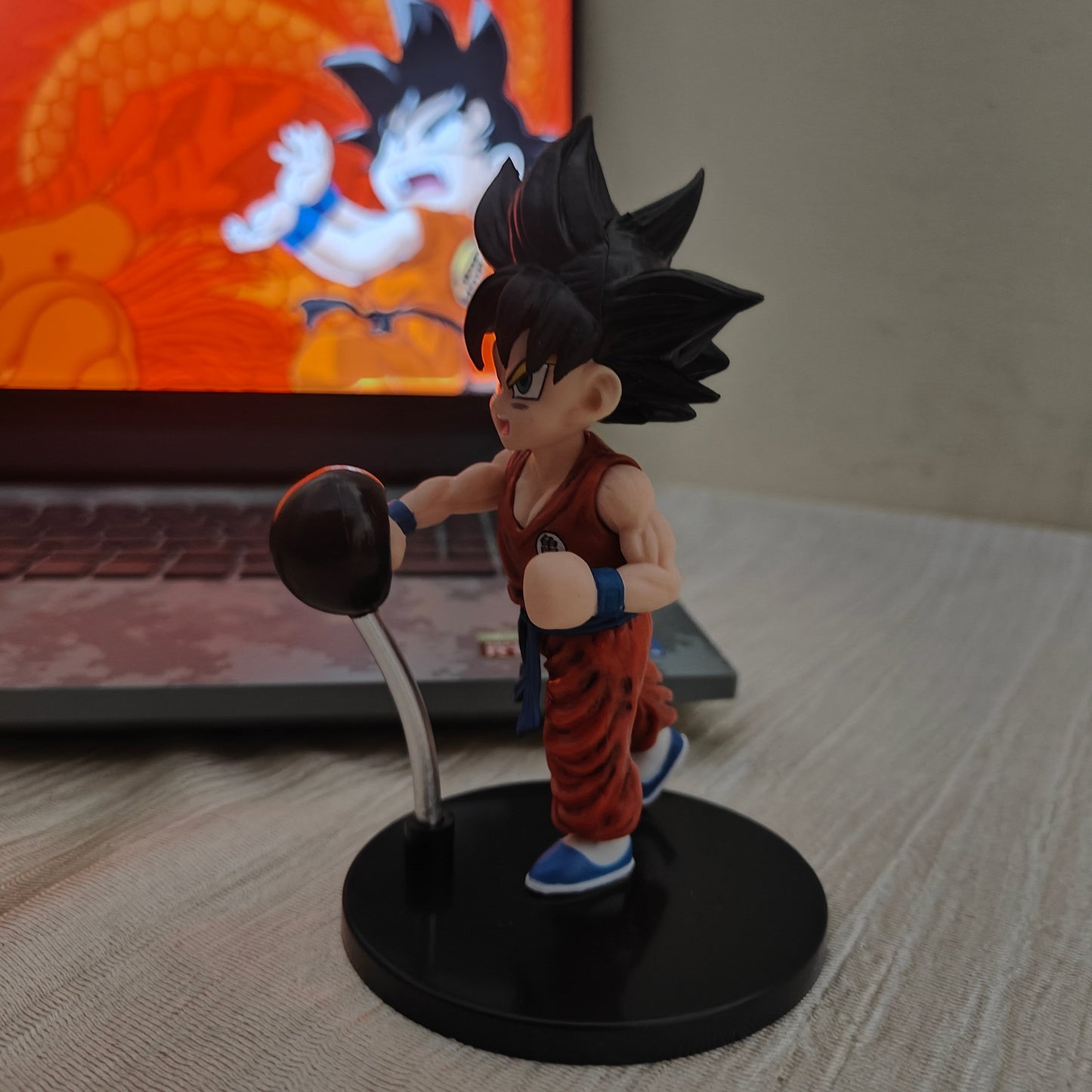 Goku Training Figure: Power Strike – Dragon Ball Z