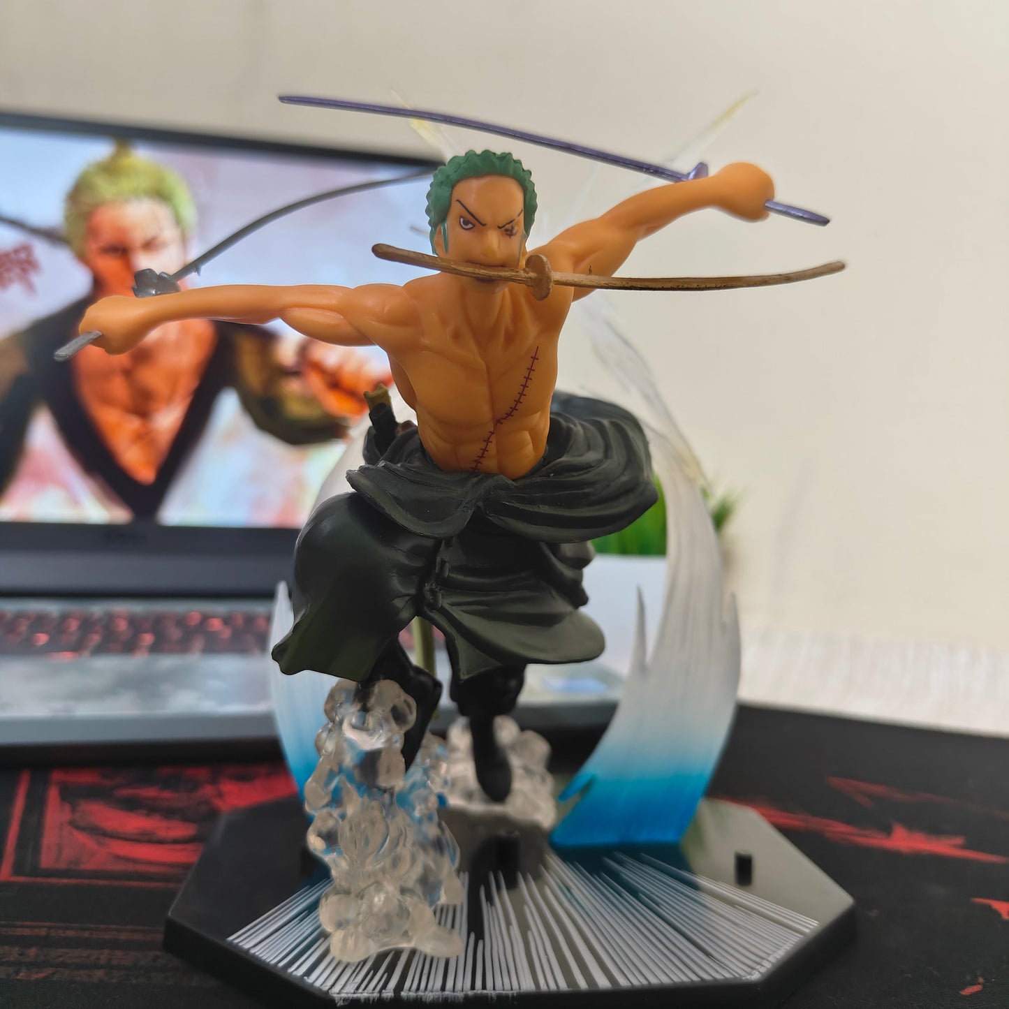 Roronoa Zoro Three-Sword Style Battle Figure (Interchangeable Faces) – One Piece