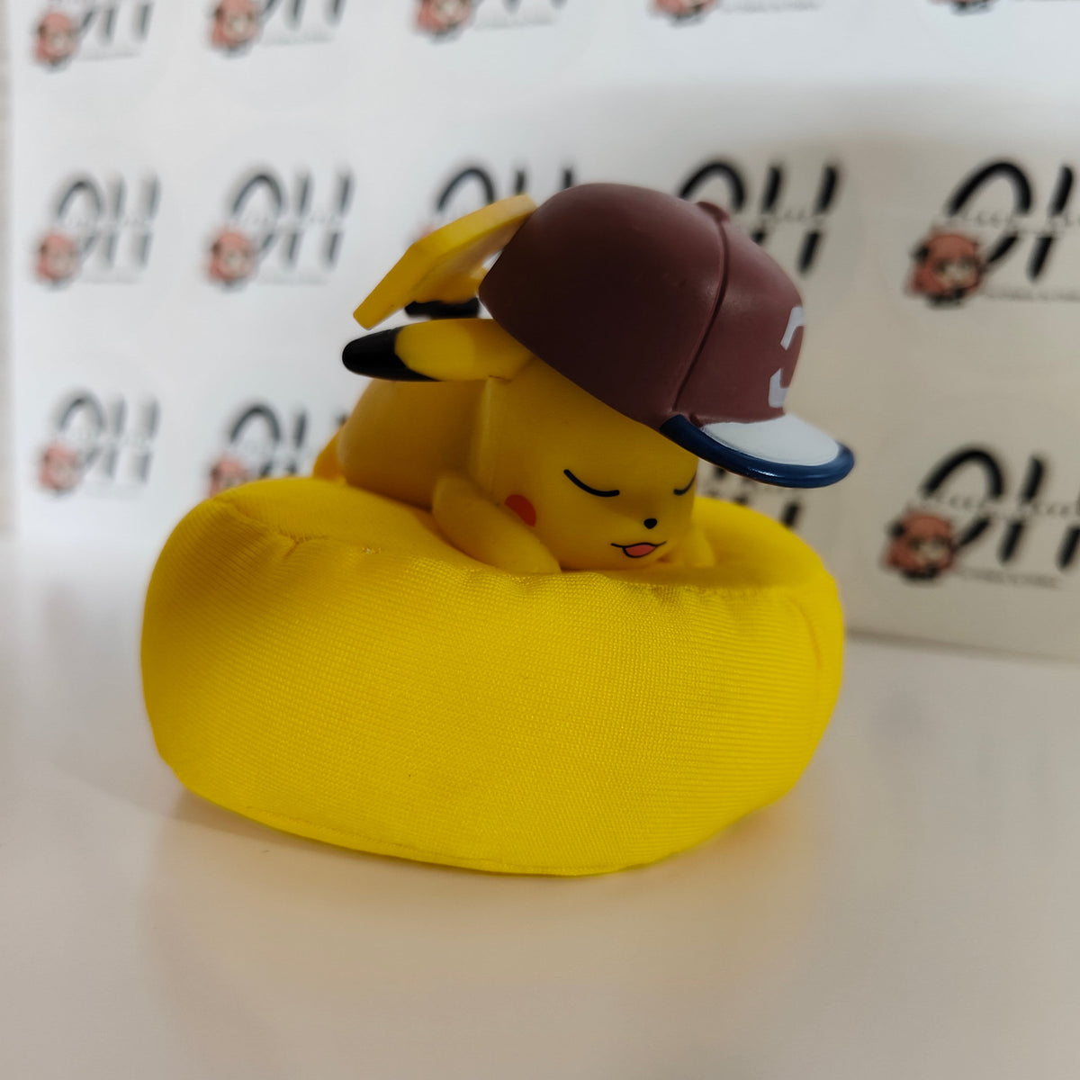 Pikachu with Ash's Hat Sleeping Bean Bag Figure – Pokémon