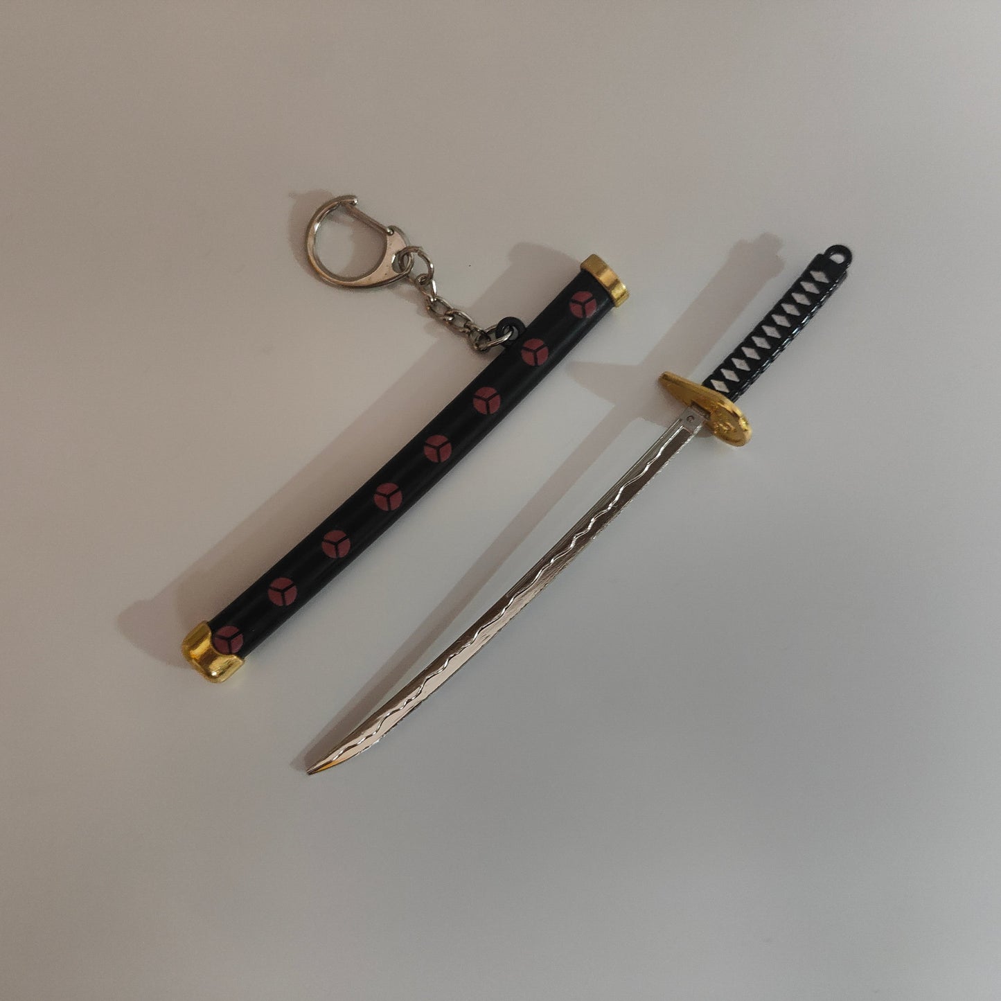 Roronoa Zoro Mini Katana Sword Keychain – Iconic Black Blade | One Piece